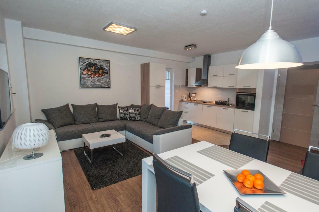 Arena Apartment 5-Stars Premium-Accommodation Makarska Exterior foto